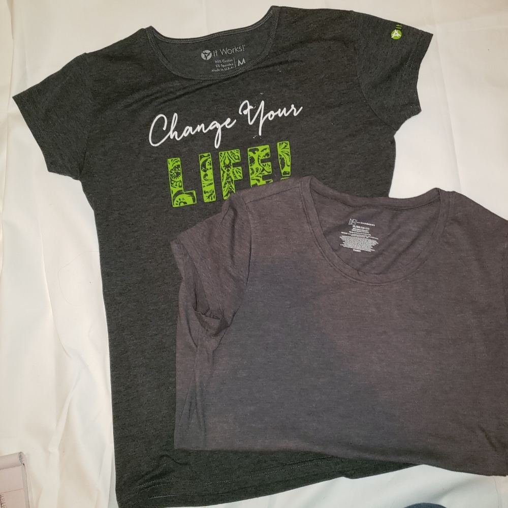 Fitted women's t shirts